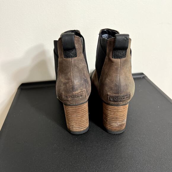 Sorel Addington Chelsea Ankle Boot - Picture 4 of 7